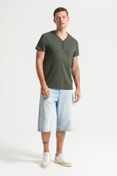 Tee shirt col tunisien mati&egrave;re flamm&eacute;e