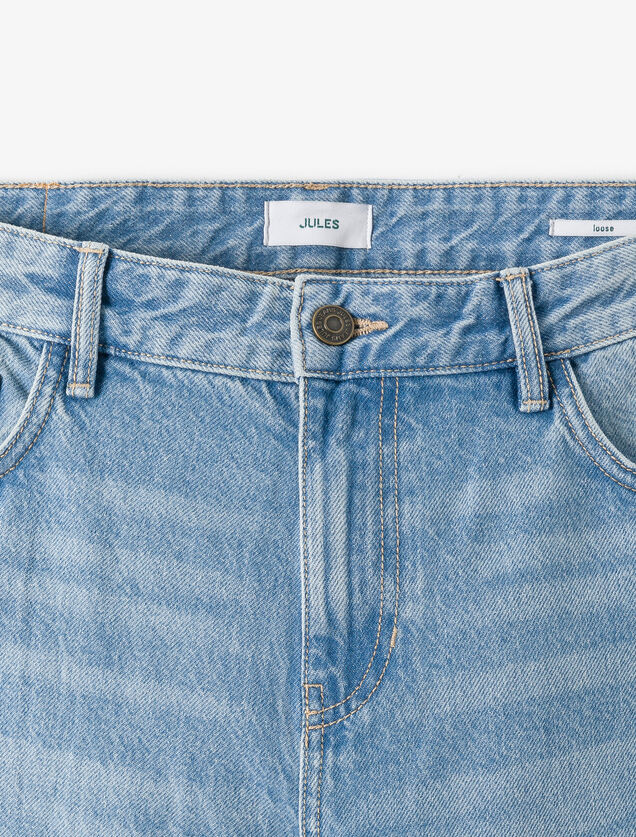 Loose fit jeans
