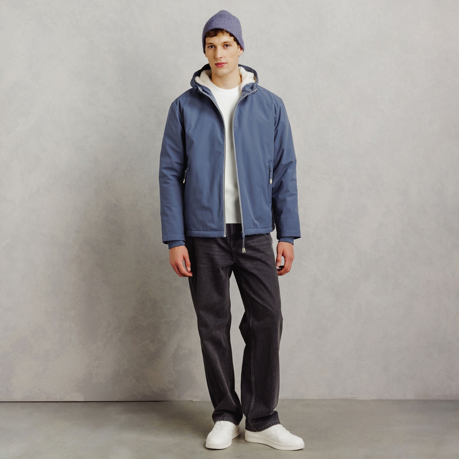 Pull col rond jeu de points fantaisie