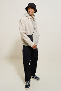 Sweat &agrave; capuche manches courtes uni