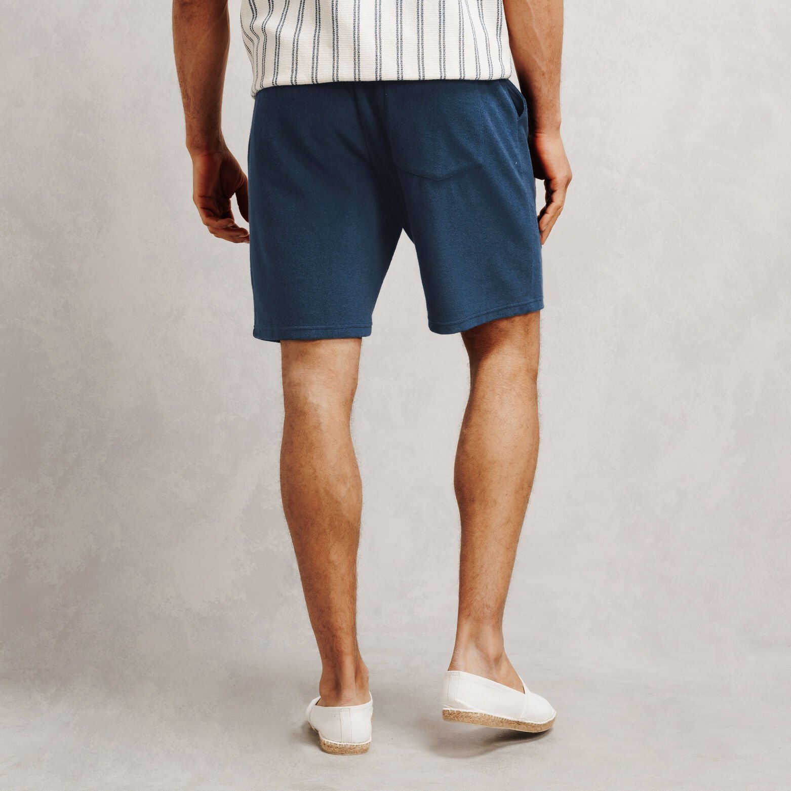 Bermuda mati&egrave;re &eacute;ponge