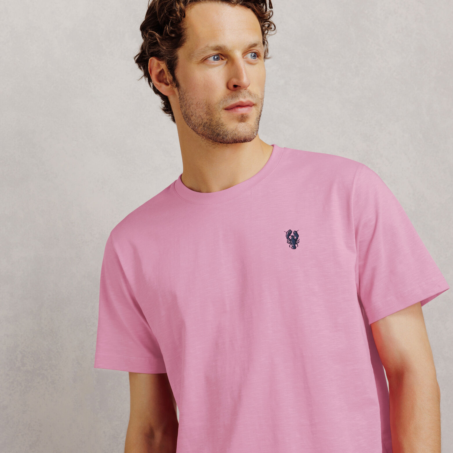 Tee shirt mati&egrave;re flamm&eacute;e broderie poitrine