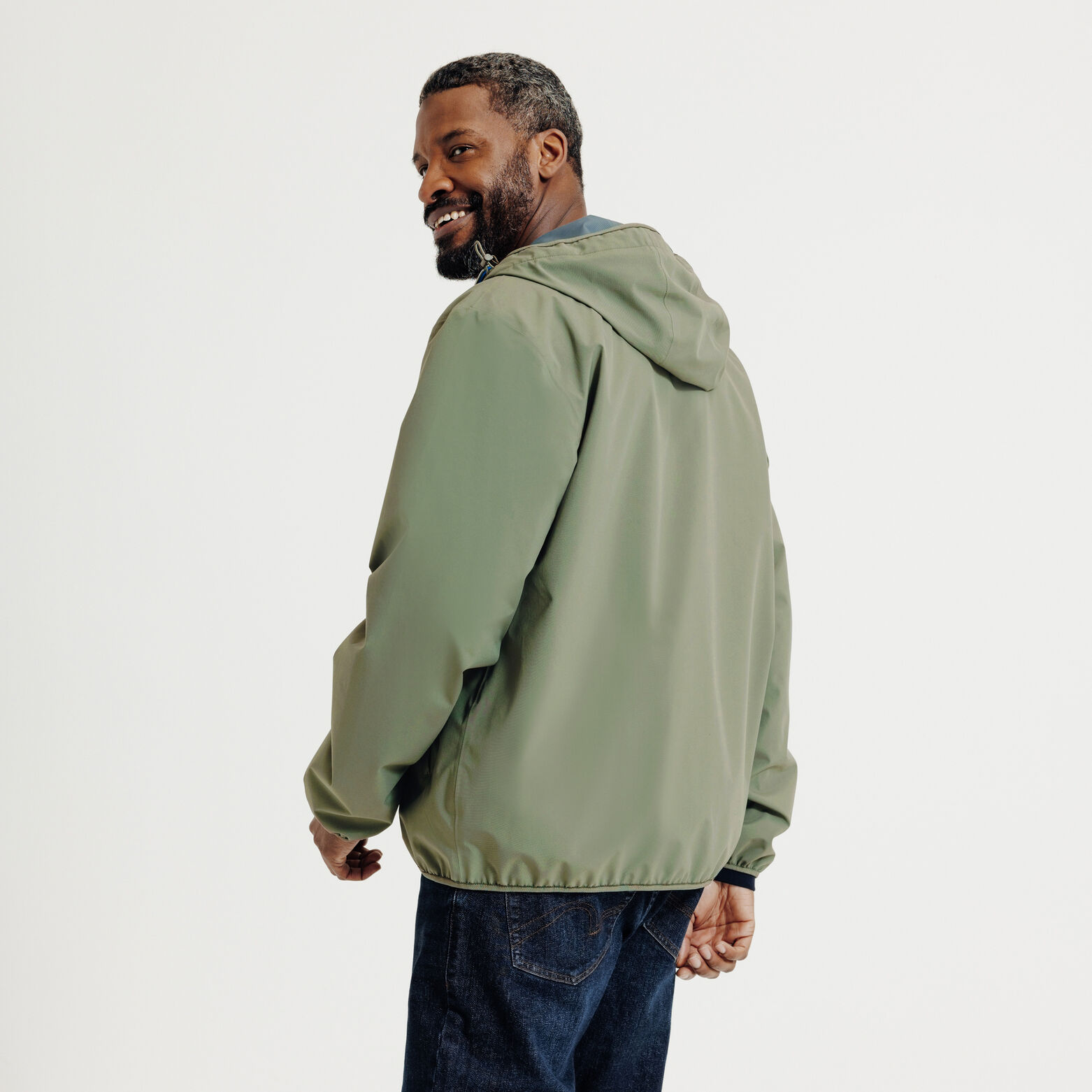 Blouson coupe-vent &agrave; capuche