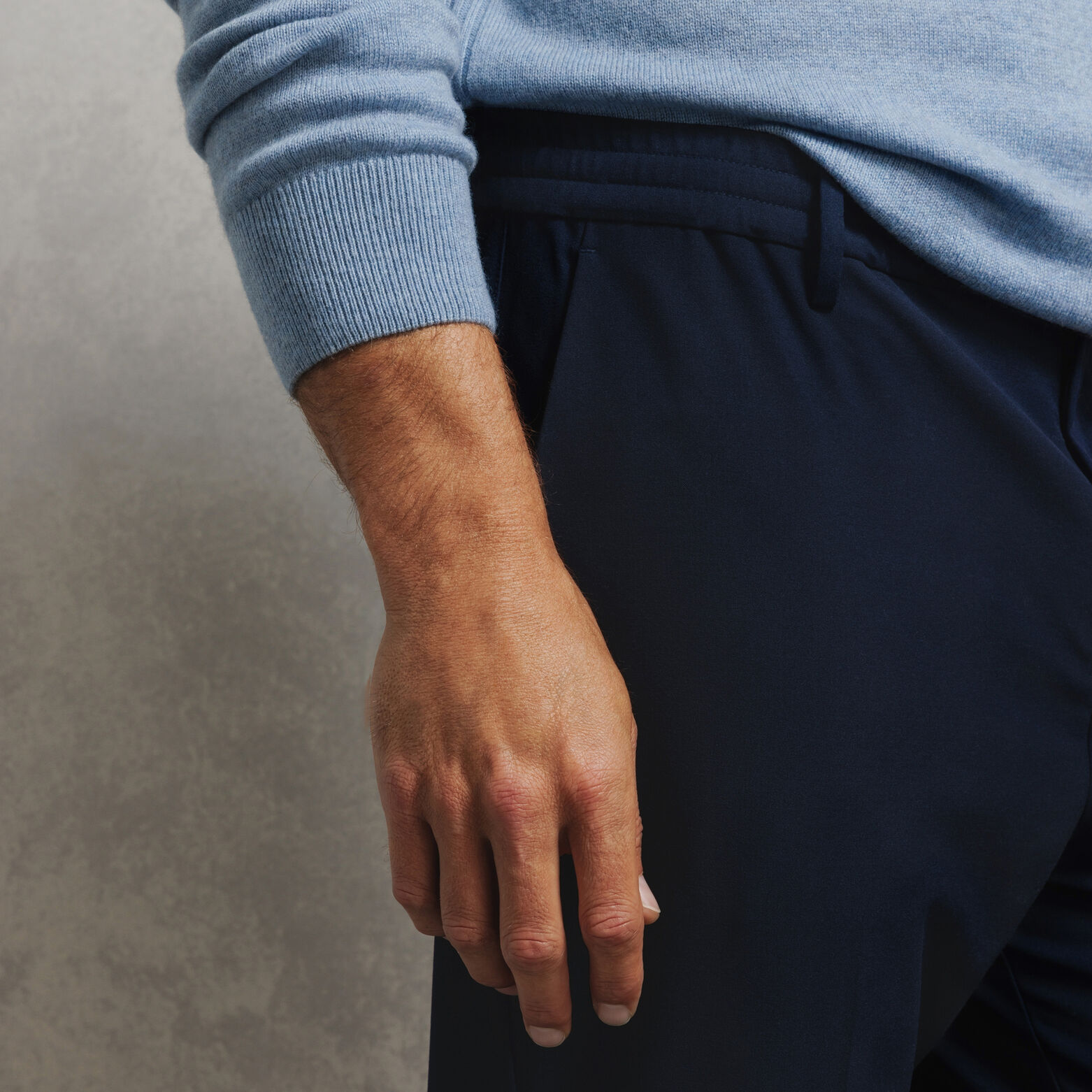 Pantalon tapered taille &eacute;lastiqu&eacute;e