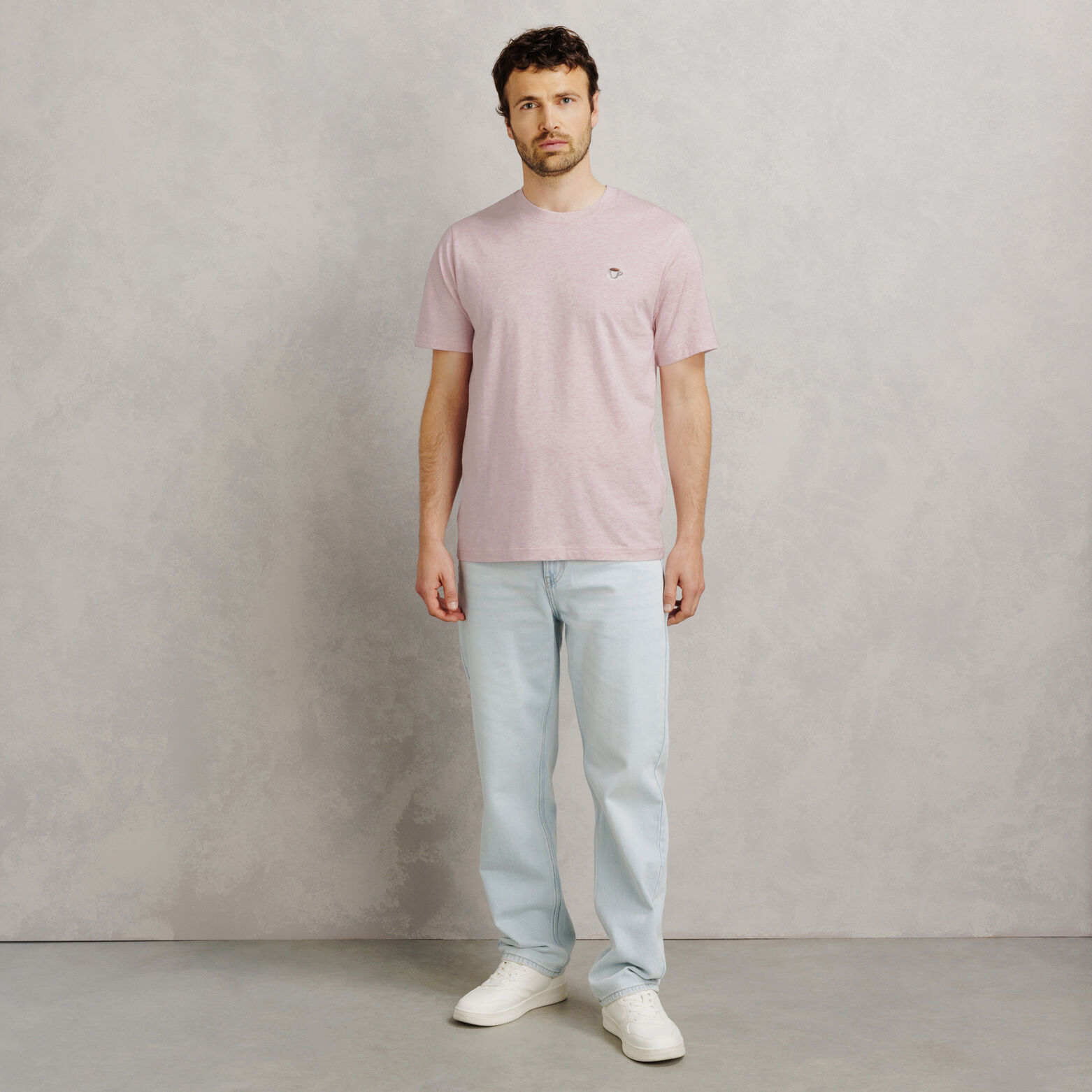 Tee shirt chin&eacute; brod&eacute;