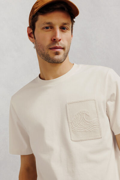 Tee shirt poche esprit plage macram&eacute;