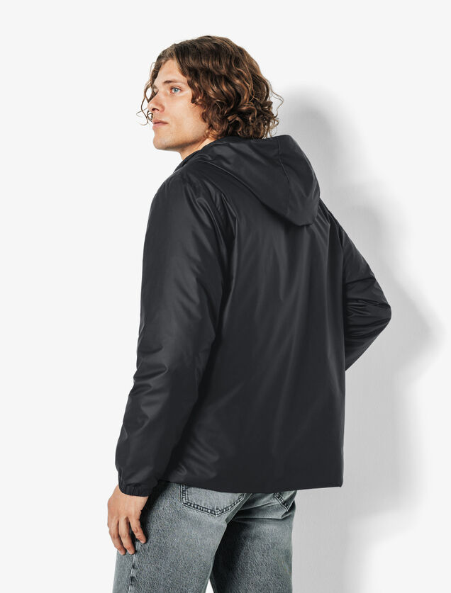 Blouson coupe-vent d&eacute;perlant &agrave; capuche