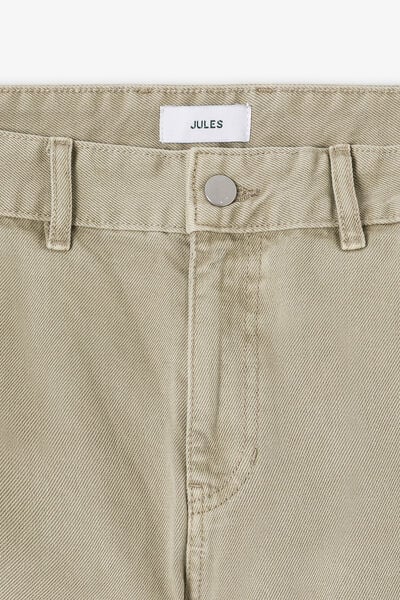 Jean loose