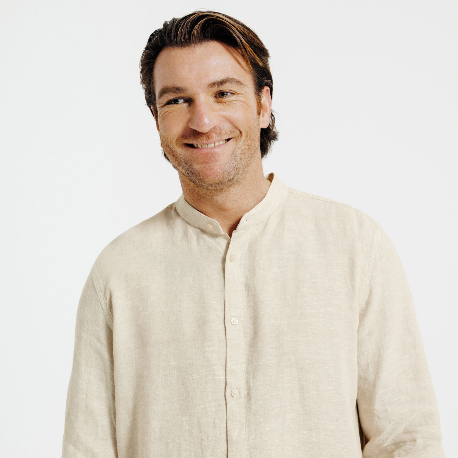 Chemise col mao en lin unie