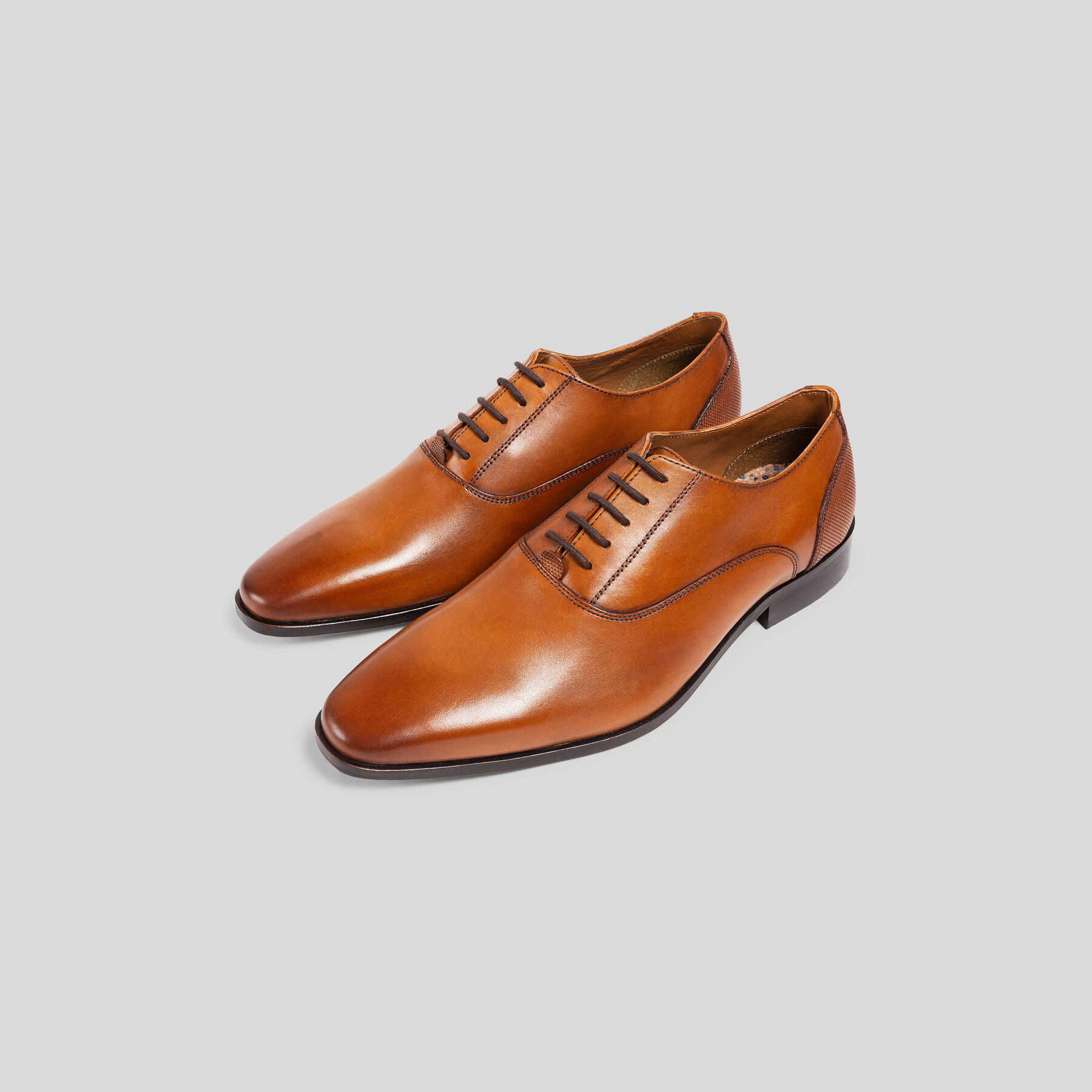 Chaussures de costume en cuir Camel Jules