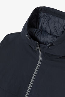 Blouson &agrave; capuche