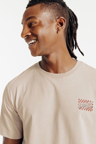 T-shirt met foodprint voor-en achteraan