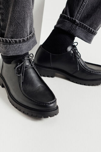 Derbyschoenen met mocassin stiksel