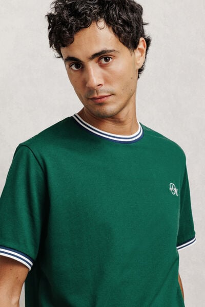Tee shirt brod&eacute; contrast&eacute;