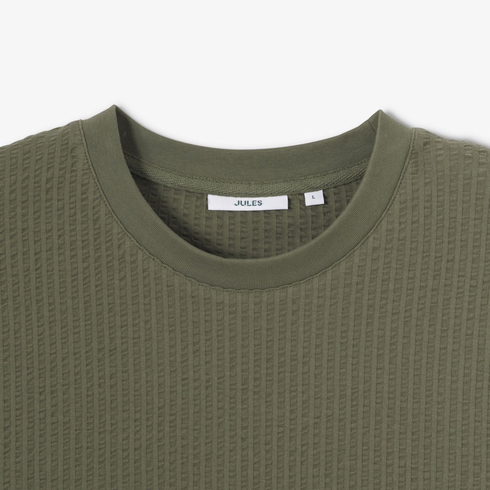 Tee shirt mati&egrave;re relief&eacute;e