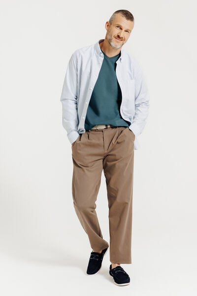 Basic T-shirt met V-hals in biokatoen
