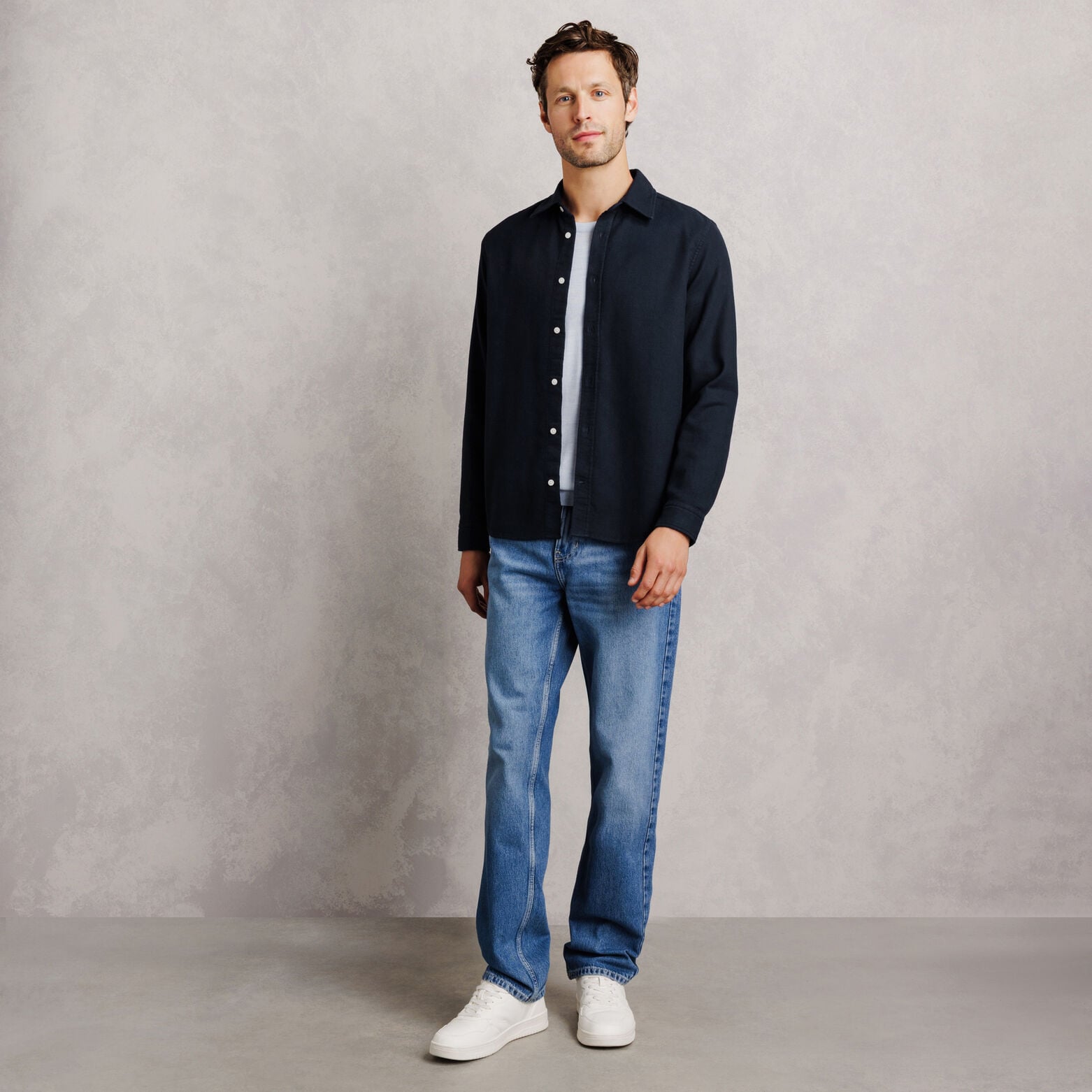 Chemise 100% coton armur&eacute;e unie