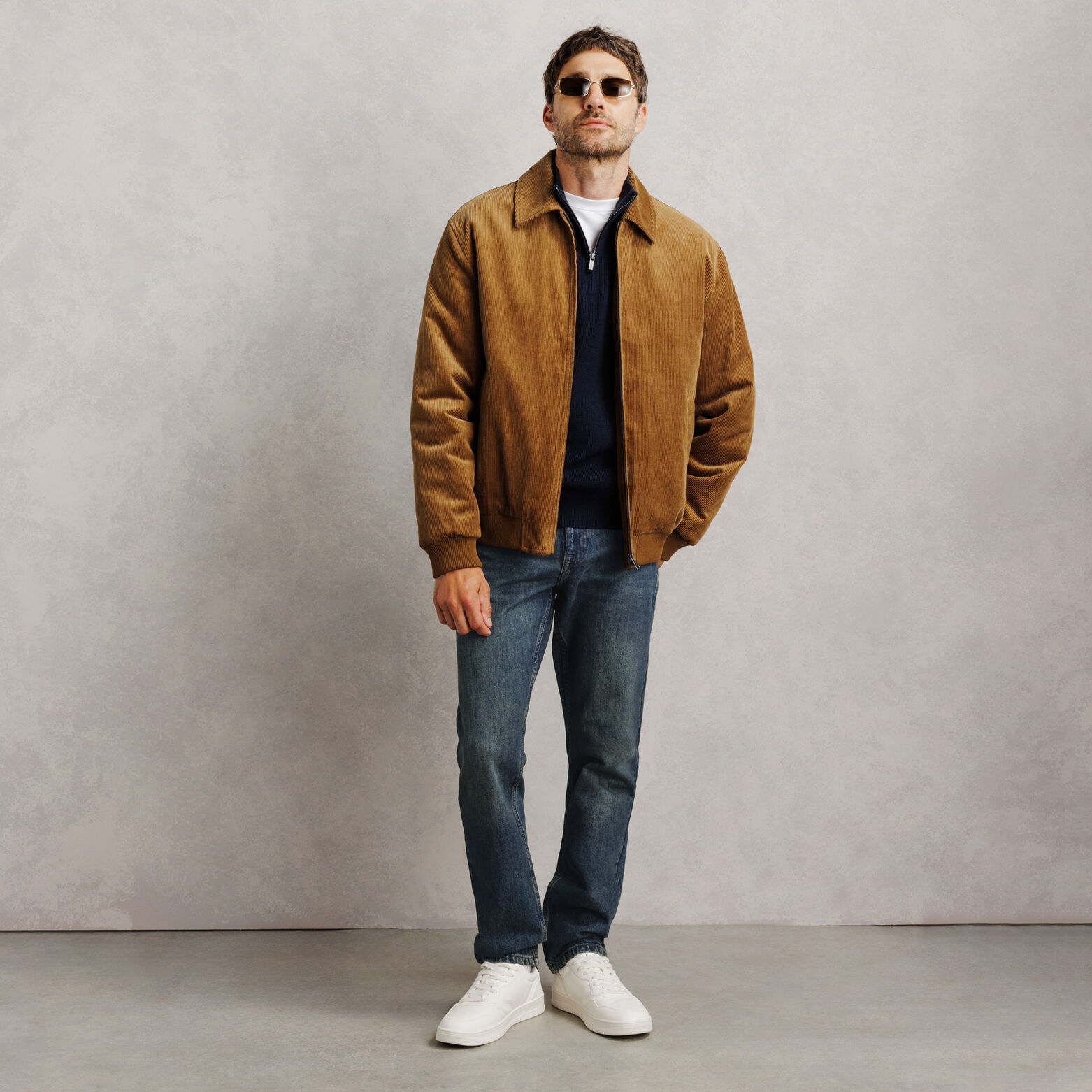 Jean straight d&eacute;lav&eacute; 100% coton