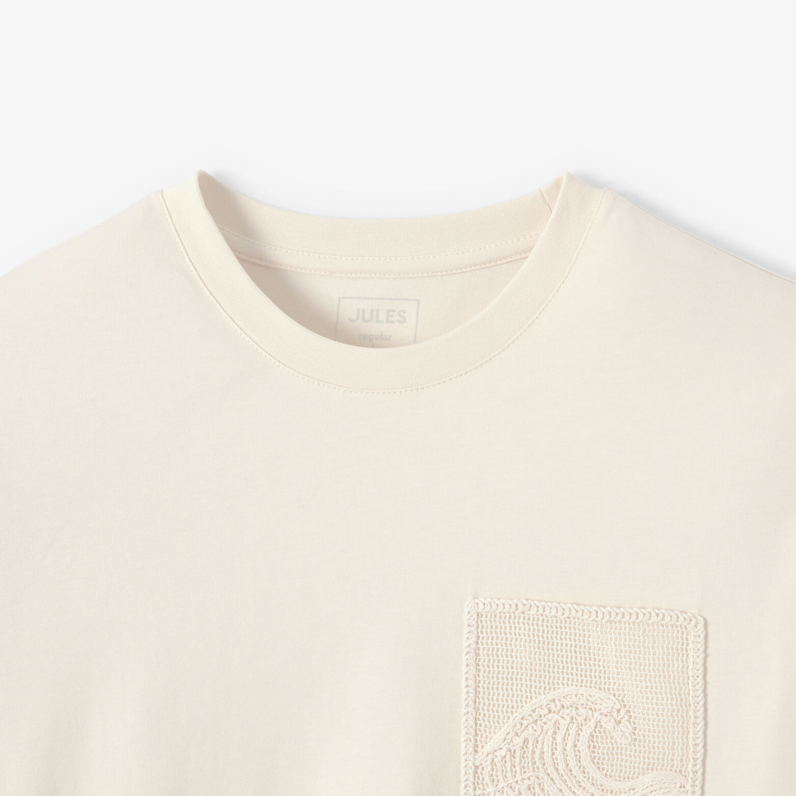 Tee shirt poche esprit plage macram&eacute;