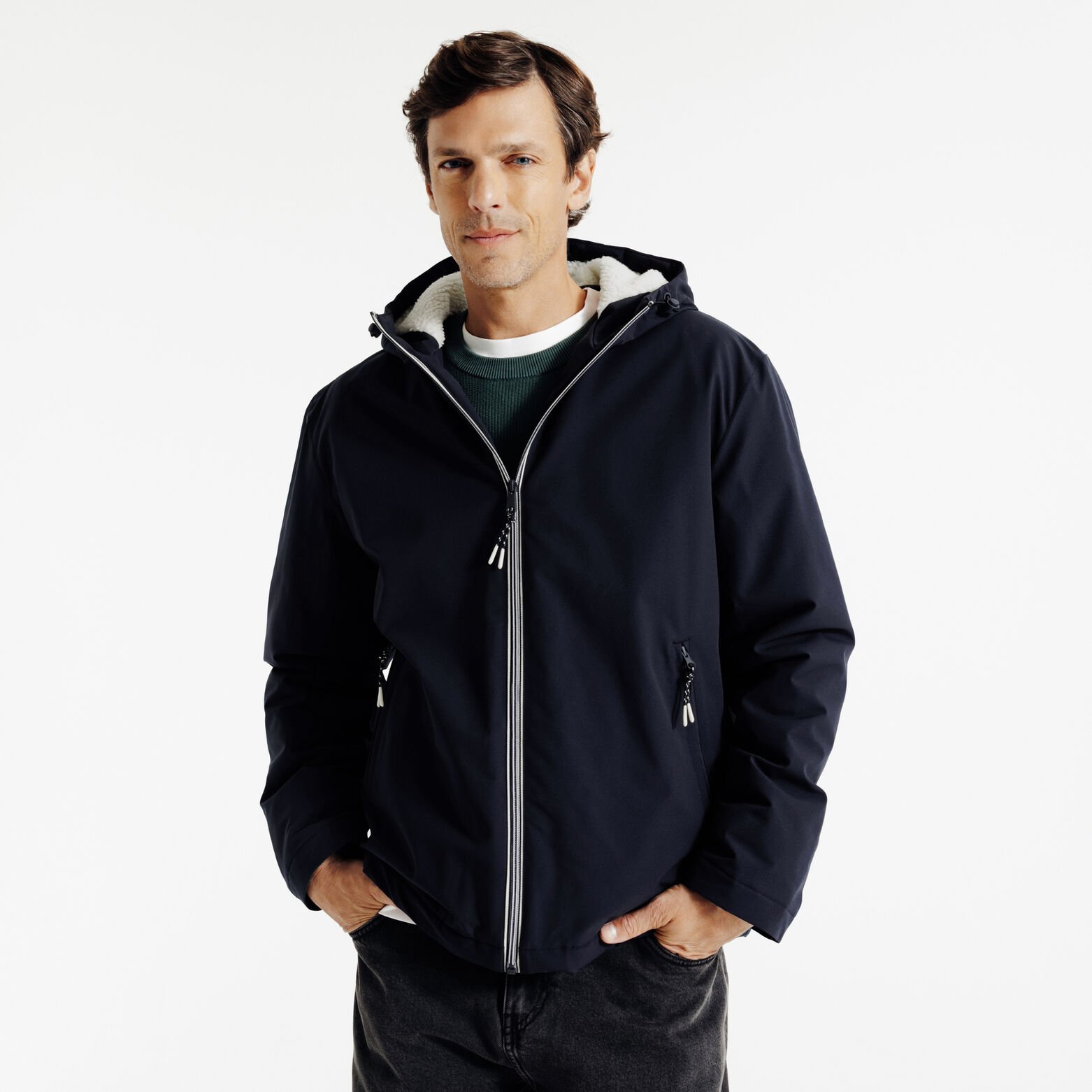 Blouson à capuche doublé en sherpa