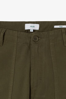 Baggy broek met timmermansdetail