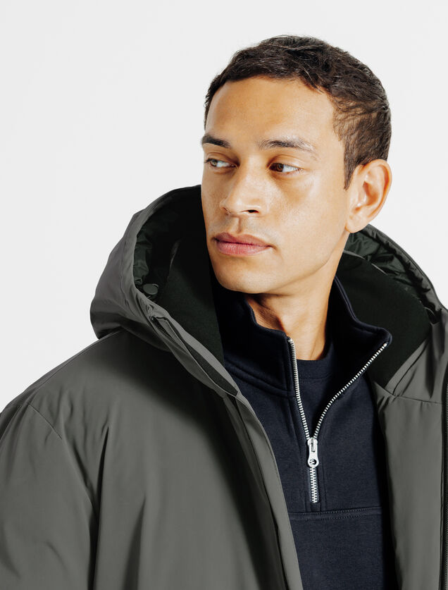 Blouson &agrave; capuche zipp&eacute;