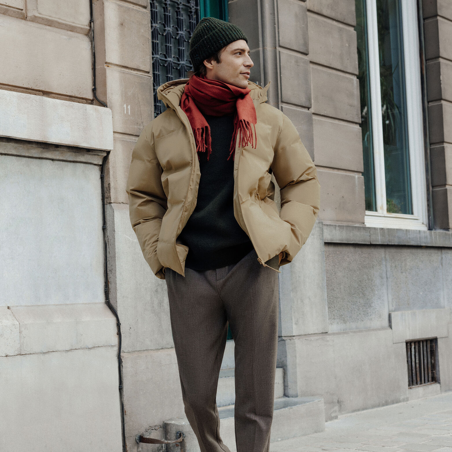 Gewatteerde donsjas met kap en rits