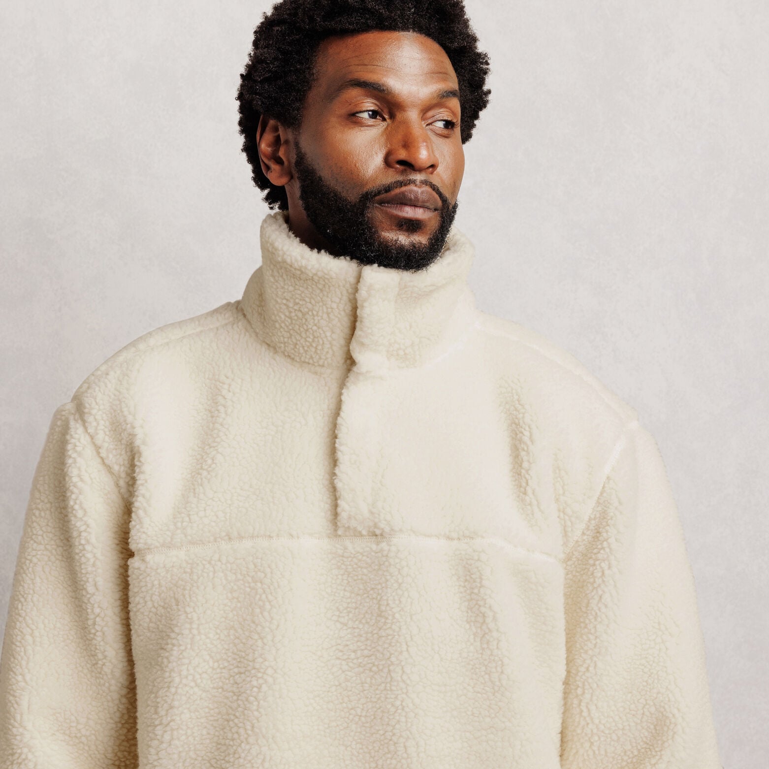 Sweat col montant pressionn&eacute; en sherpa