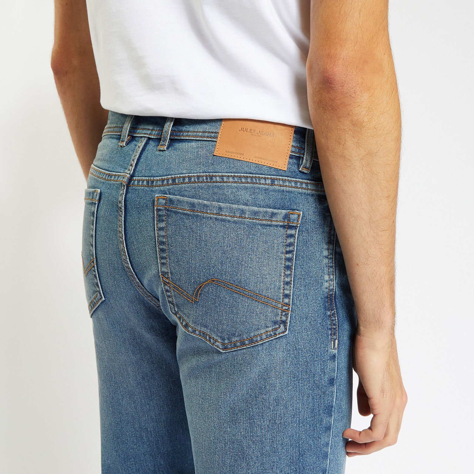 Straight jeans in gerecycled katoen en polyester 