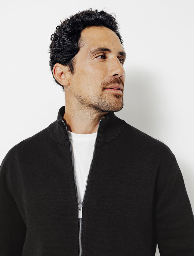 Gilet zipp&eacute; col montant