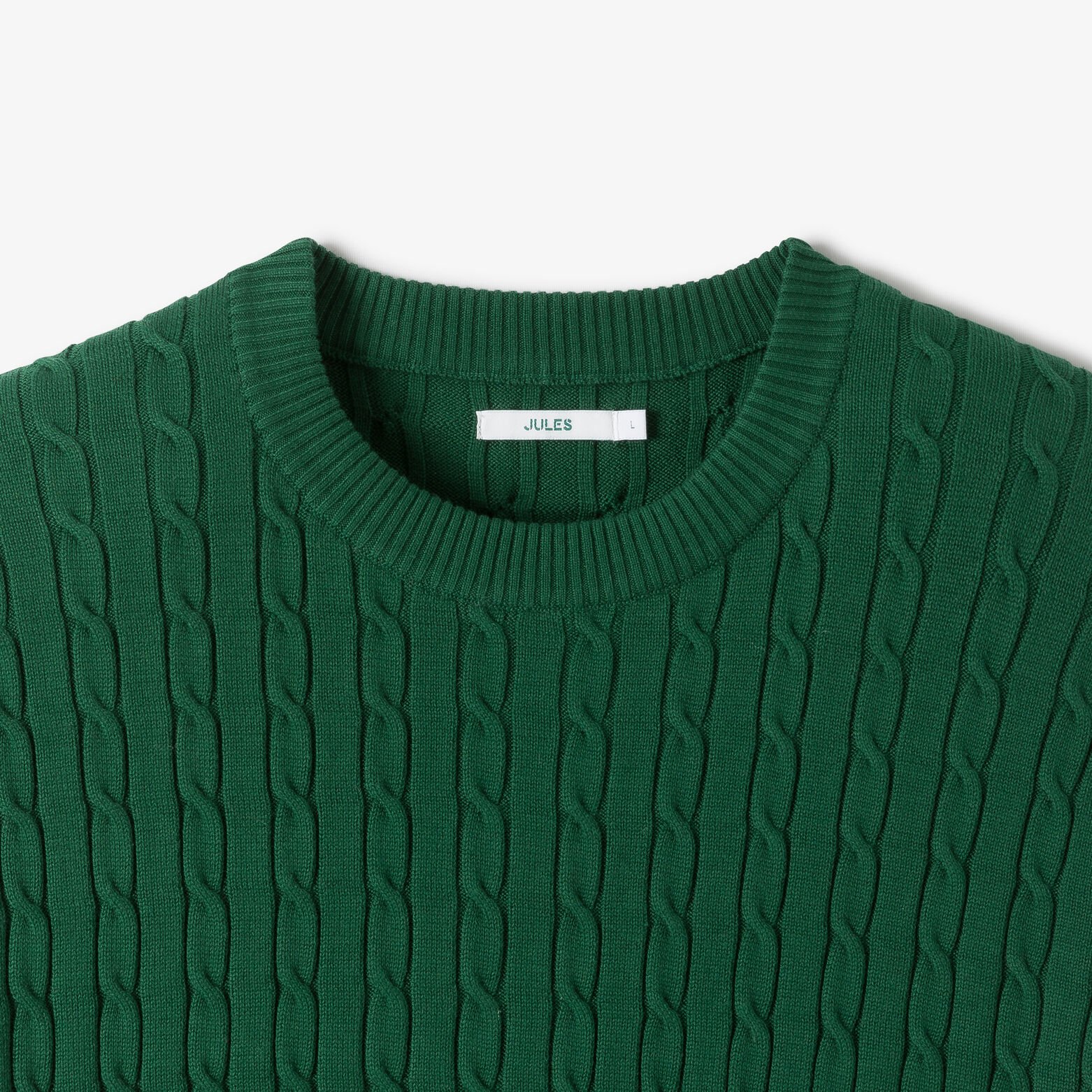 Pull col rond torsad&eacute;