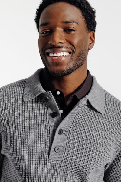 Pull col polo boutonn&eacute; gaufr&eacute;