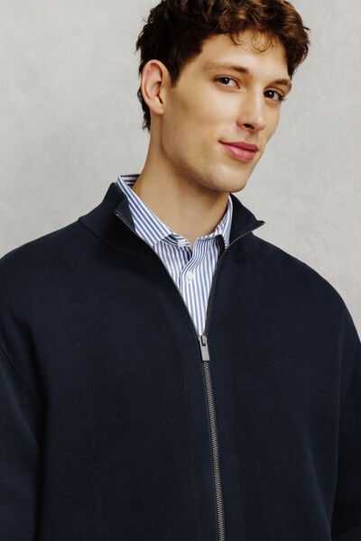 Gilet zipp&eacute; col montant