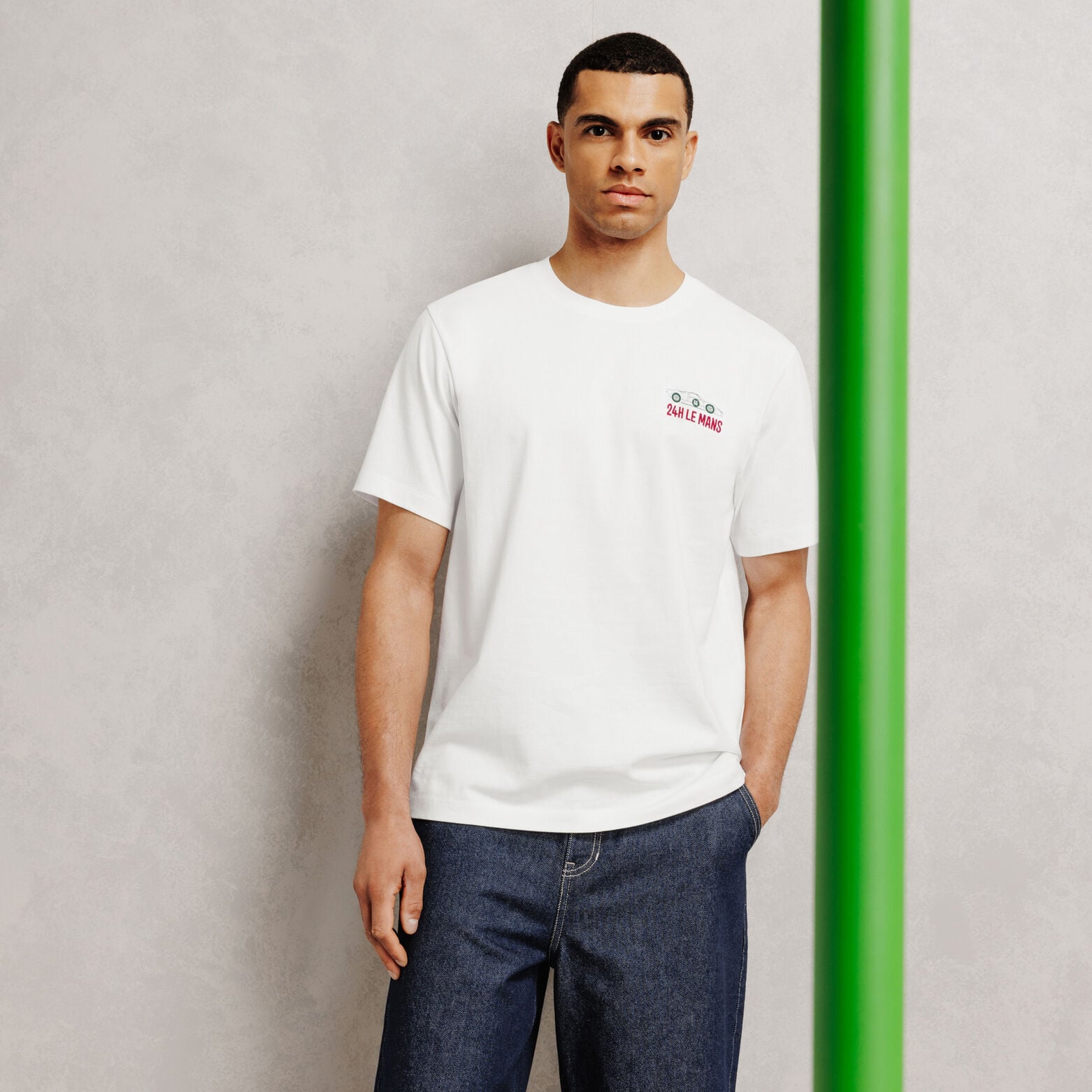 Tee shirt imprim&eacute; et brod&eacute; licence 24H le Mans