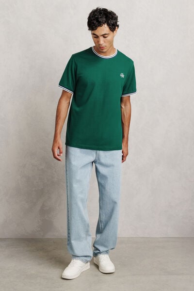 Tee shirt brod&eacute; contrast&eacute;
