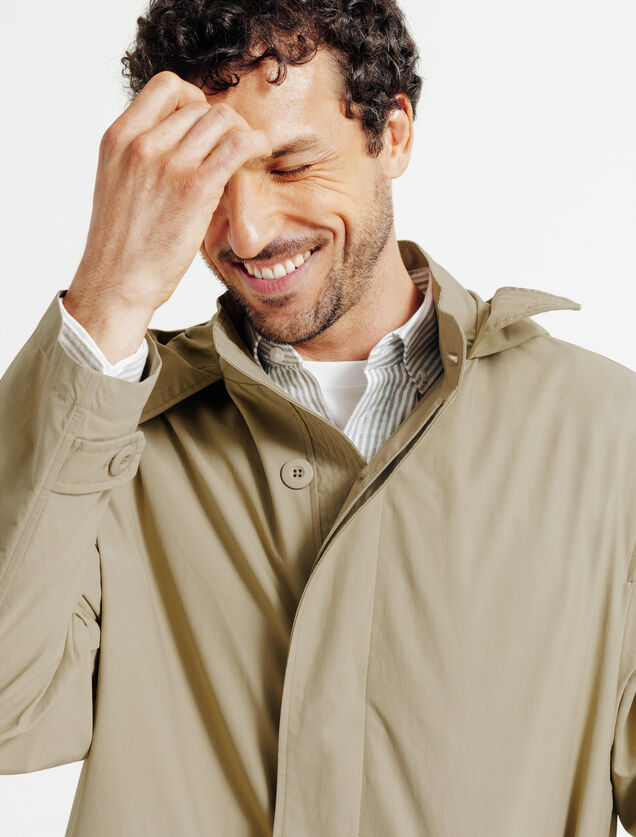 Parka longue boutonn&eacute;e &agrave; capuche
