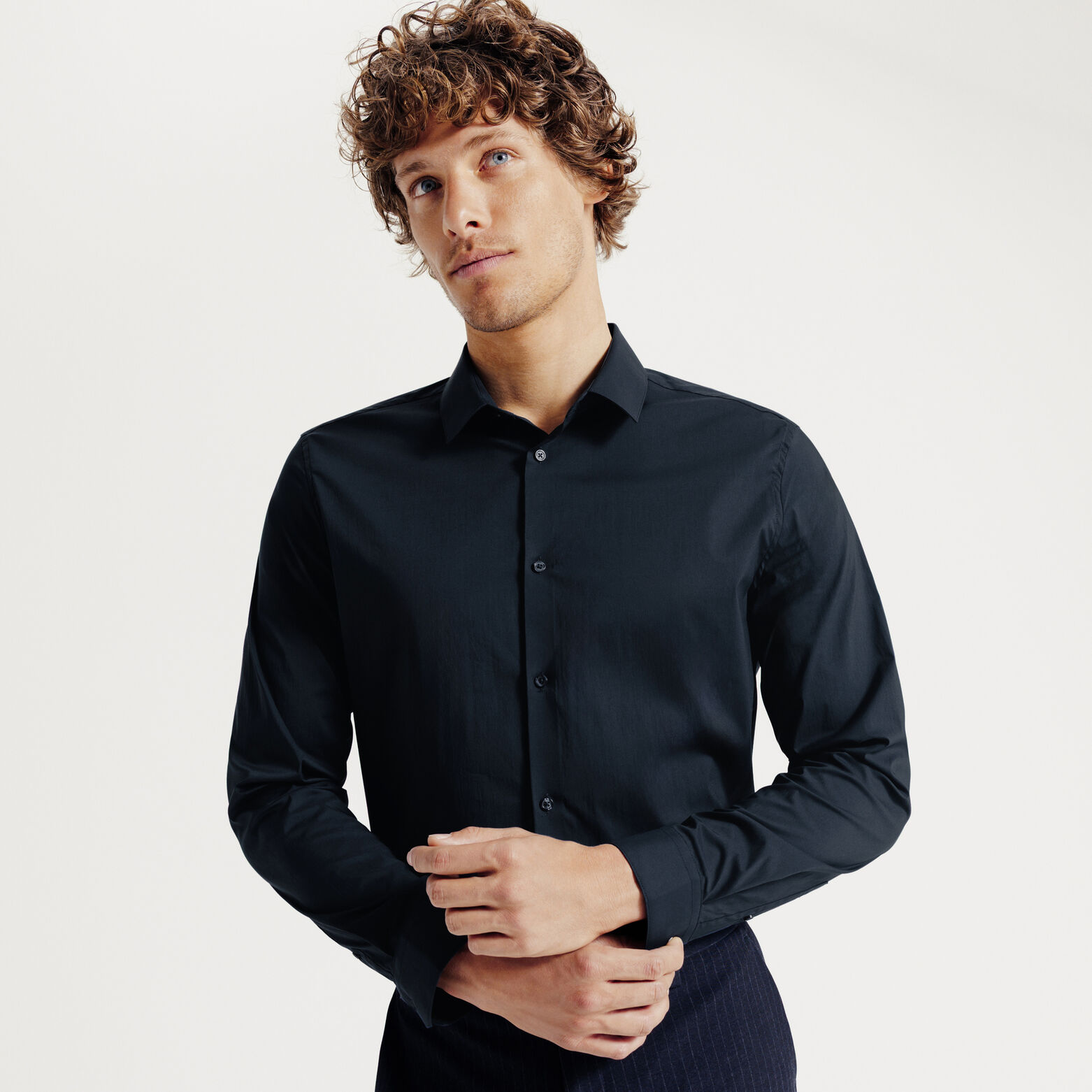 Regular effen hemd in katoen, nylon en elastaan