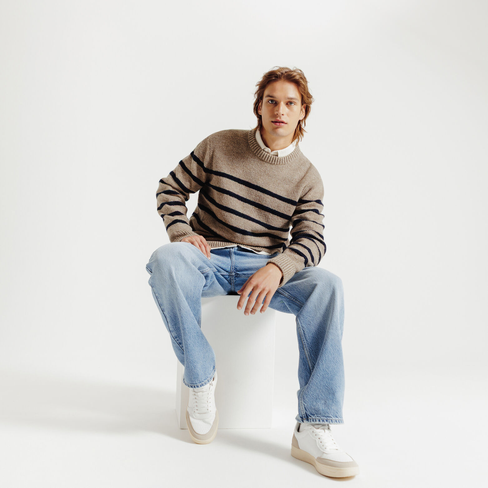 Pull col rond jeux de points rayé