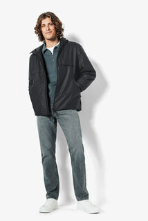 Blouson coupe-vent d&eacute;perlant &agrave; capuche