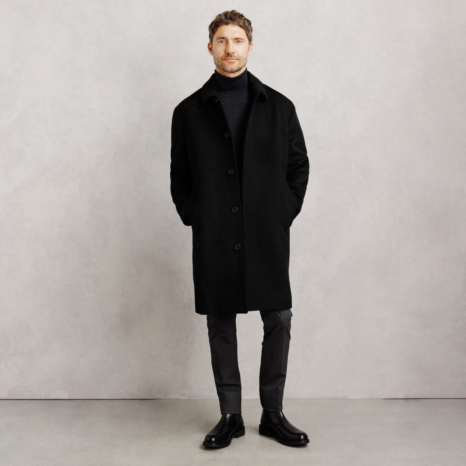 Manteau long col chemise laine majoritaire