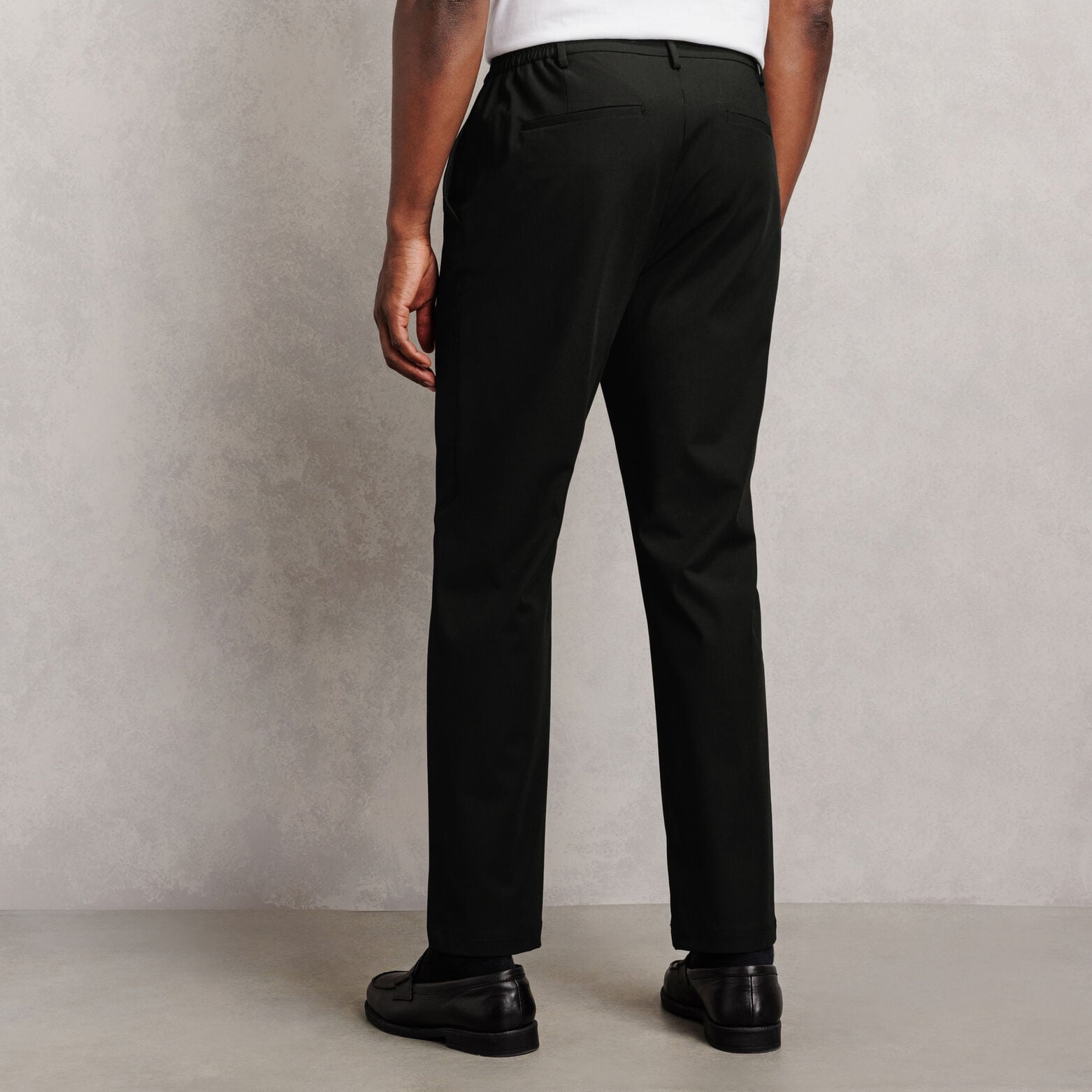 Pantalon tapered taille semi-&eacute;lastiqu&eacute;e
