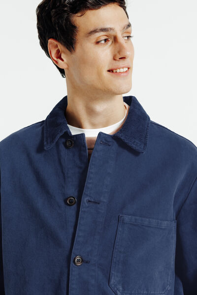 Vest, hemdskraag in ribfluweel met knopen