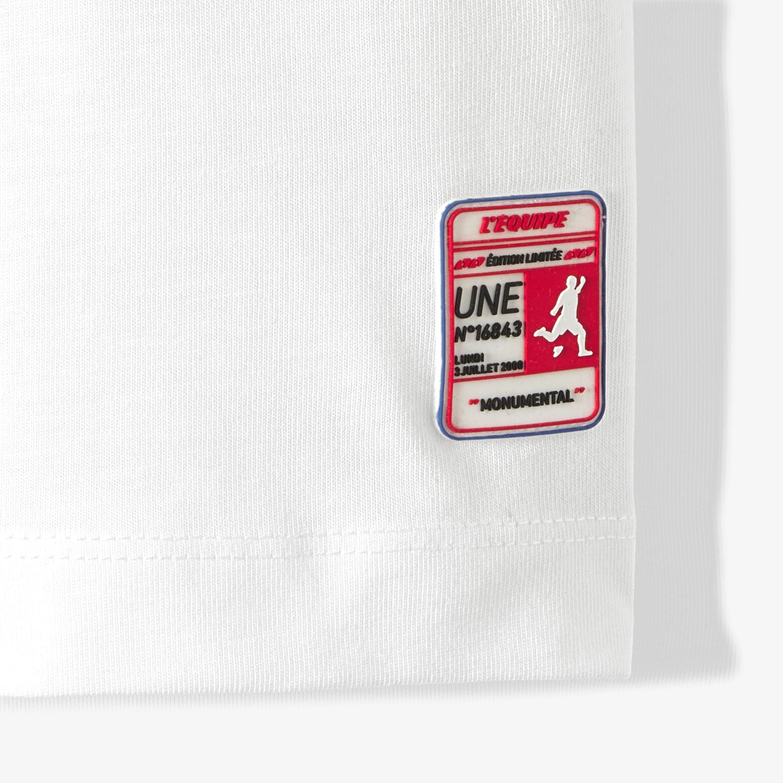 Tee shirt imprim&eacute; devant licence L'&Eacute;quipe