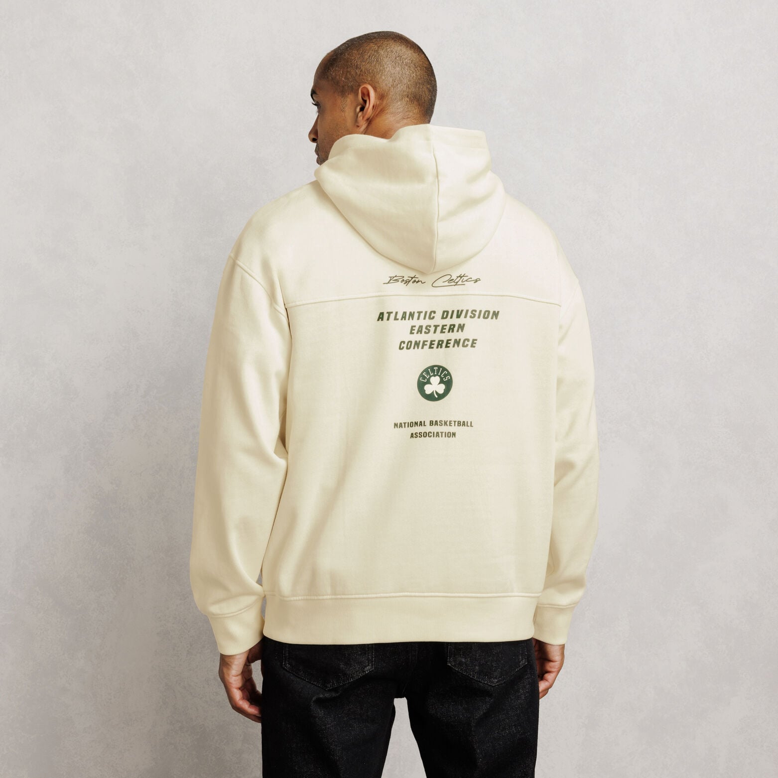 Sweat &agrave; capuche brod&eacute; Boston Celtics licence NBA