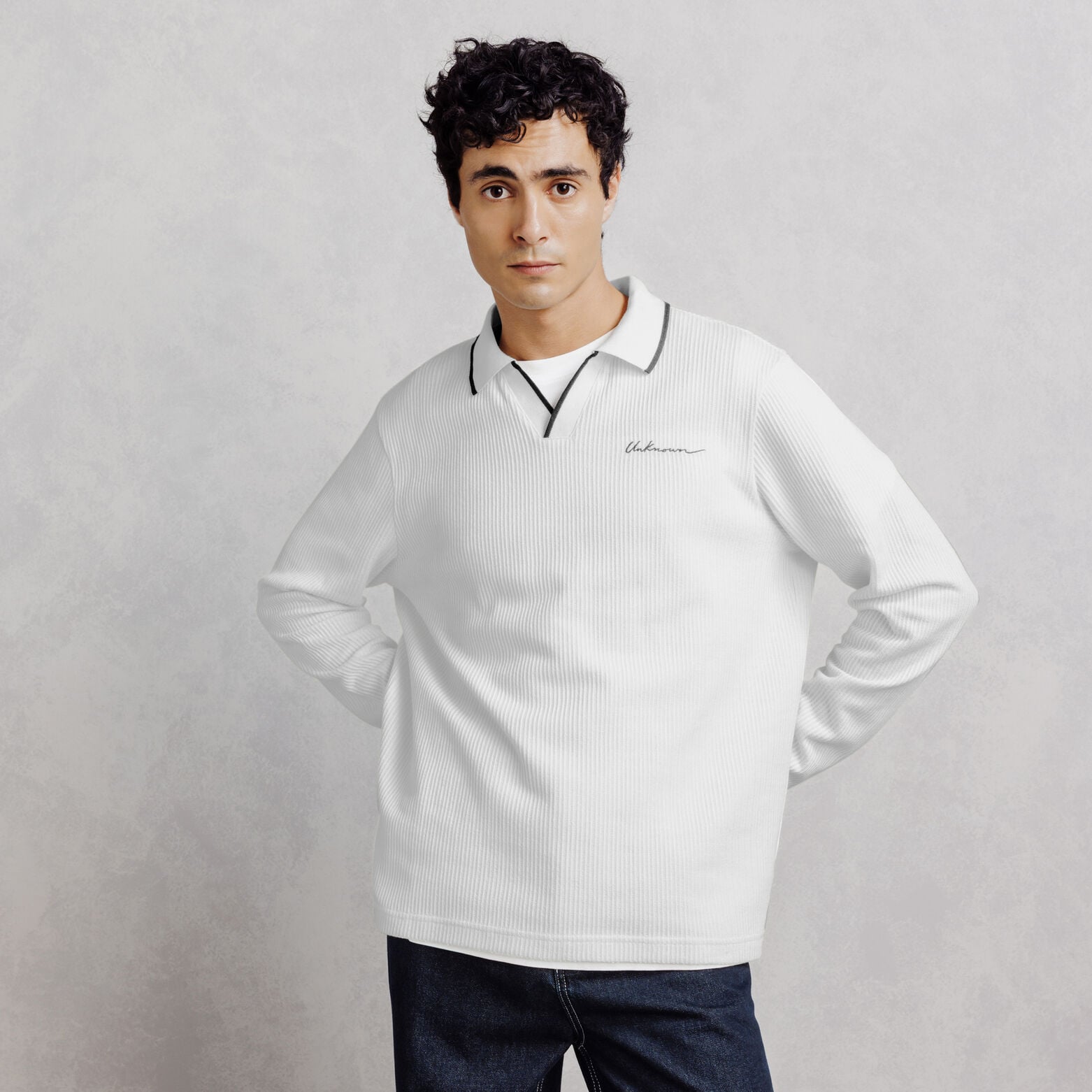 Polo manches longues col resort jacquard contrast&eacute;