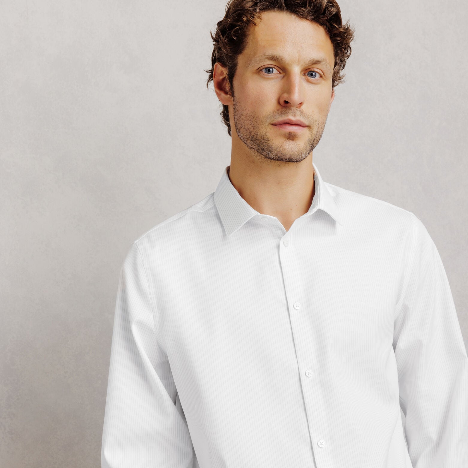 Chemise sans repassage regular en coton ray&eacute;e