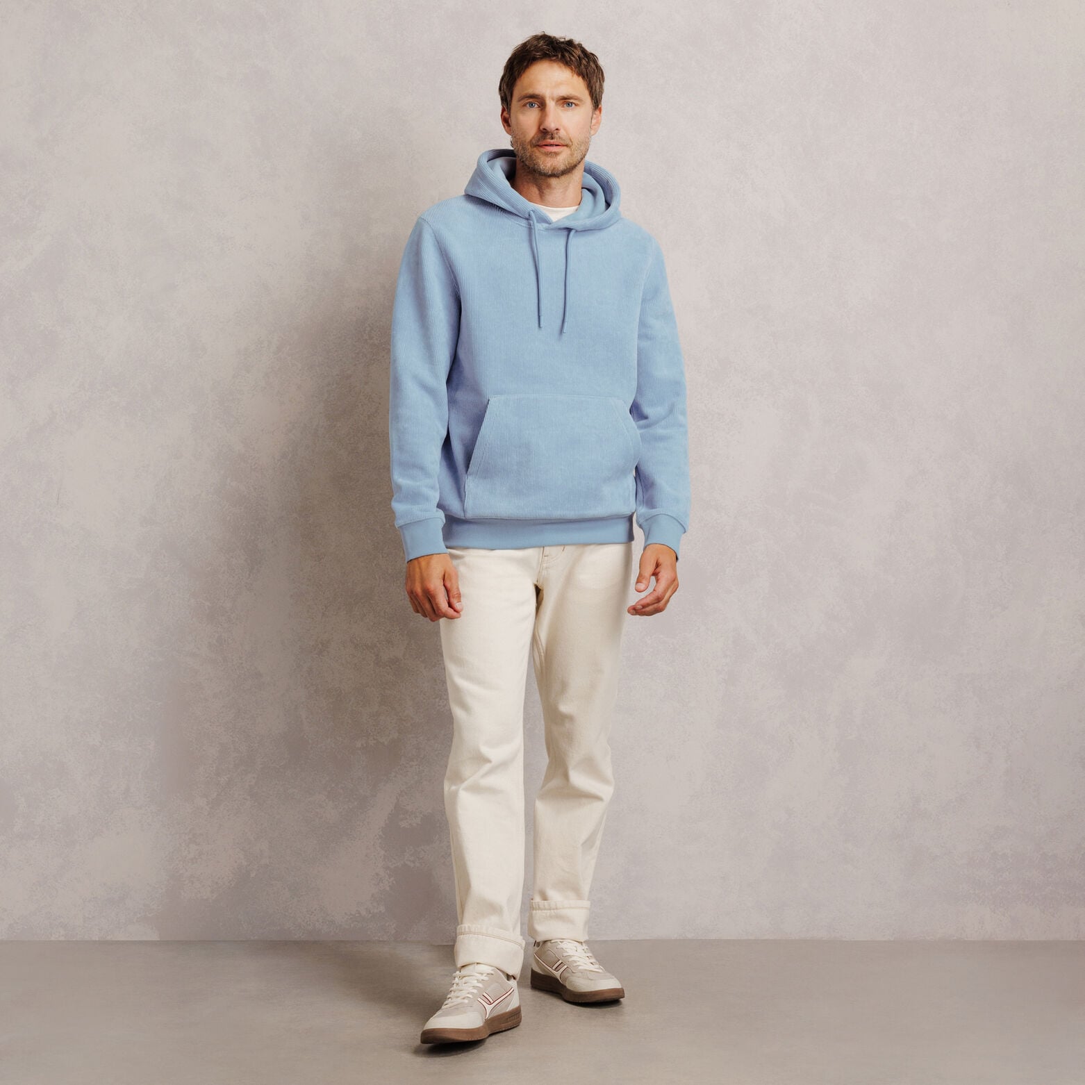 Sweat &agrave; capuche en velours