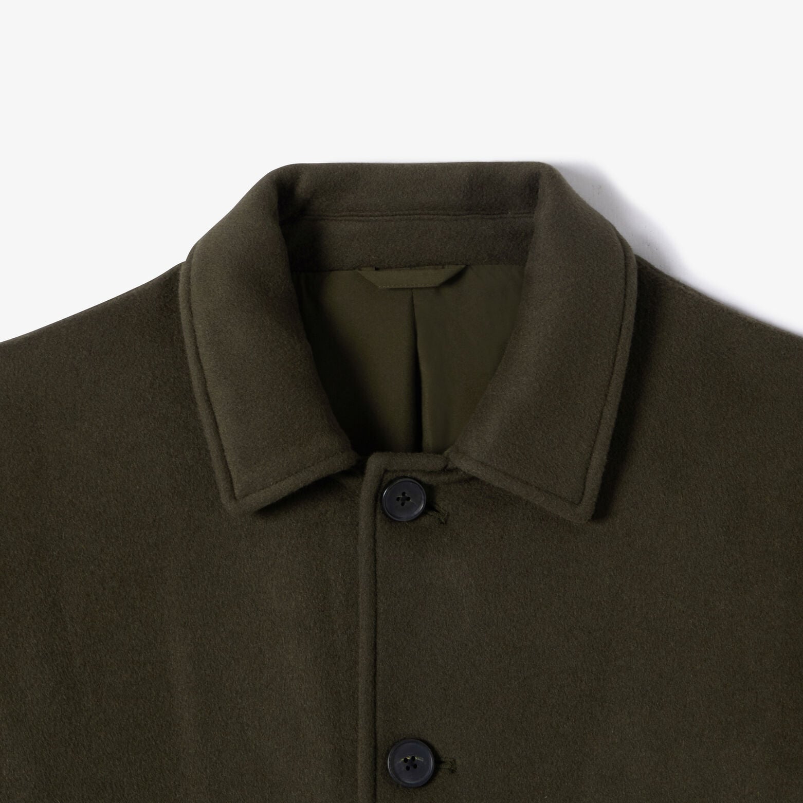 Manteau long col chemise laine majoritaire