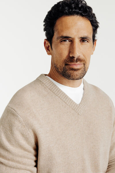 Pull col v lambswool