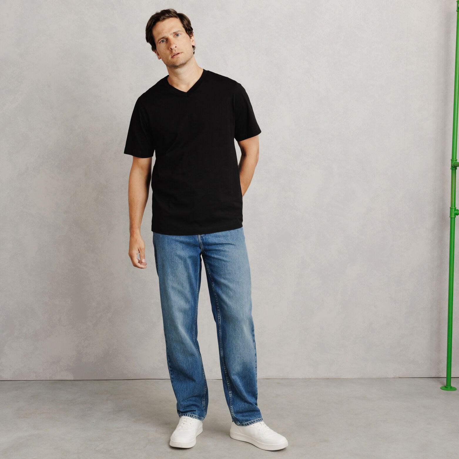 Le Parfait by JULES' t-shirt met V-hals